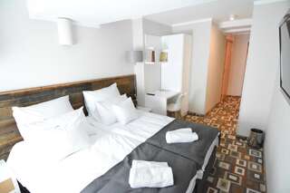 Мини-отель Provincja Winebar & Rooms Ольштын Двухместный номер с 2 отдельными кроватями-4