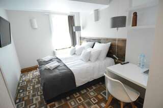 Мини-отель Provincja Winebar & Rooms Ольштын Двухместный номер с 2 отдельными кроватями-5